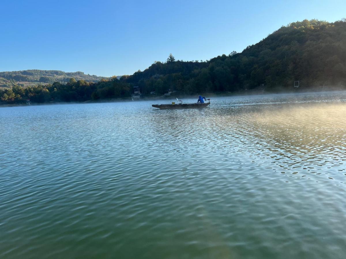 Вилла Jezero Snijeznica - Vikendica Экстерьер фото